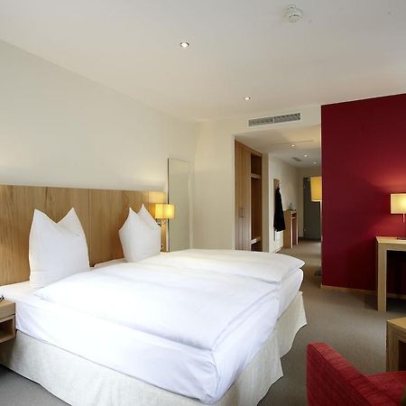 Hotel Falken Memmingen Quarto foto